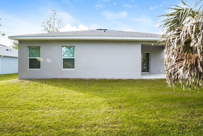 Building Photo - 18 Peterlee Ct