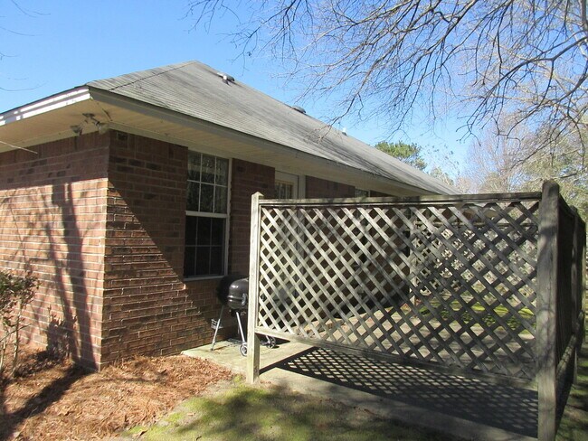 Building Photo - The Willows Subdivision