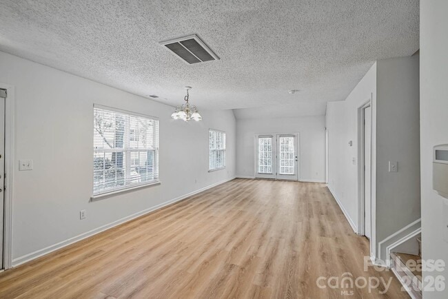 Building Photo - 10630 Sleigh Bell Ln