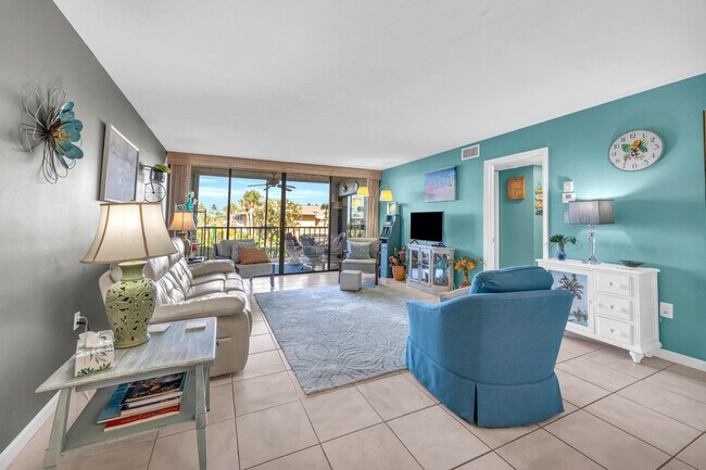 Building Photo - 2400 S Ocean Dr