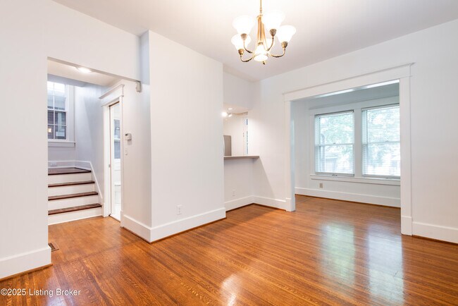 Building Photo - 1604 Edgeland Ave