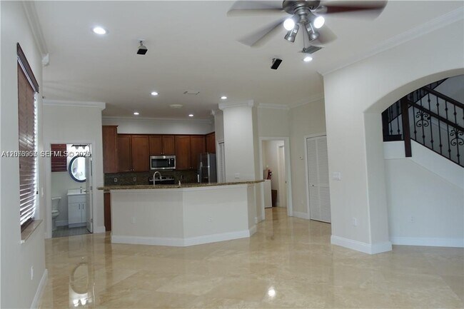 Building Photo - 18125 NW 89th Ct