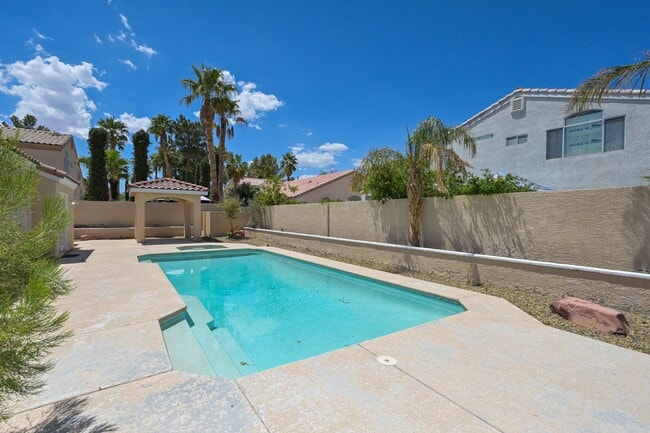 Building Photo - SE!! 4 Bedrooms!! Single Story!! NO HOA!! 3 Car Garage!!! Pool!!! Spa!!! RV Parking!!! Low mainte...