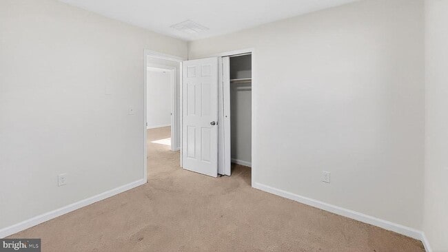 Building Photo - 232 Morris Dr