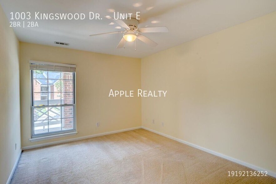 Building Photo - 1003 Kingswood Dr