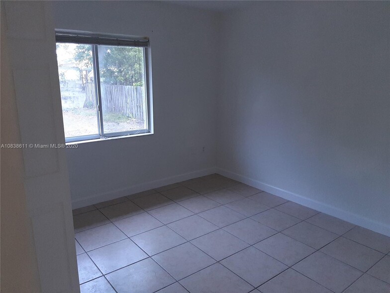 Building Photo - 3177 NW 53rd St