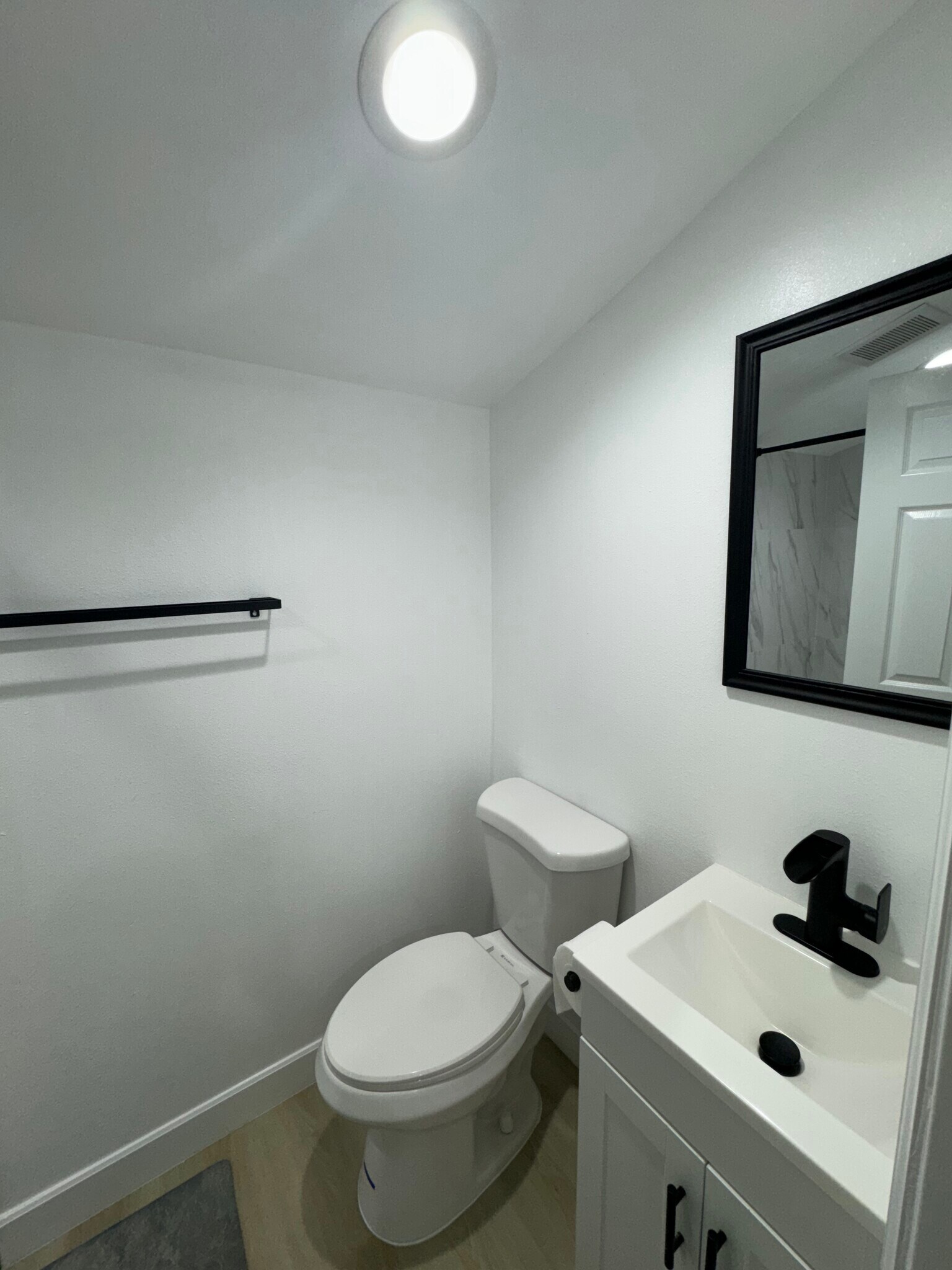 Building Photo - 6476 Orizaba Ave