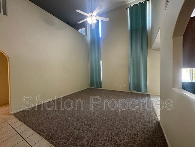 Building Photo - 25184 W Cranston Ln