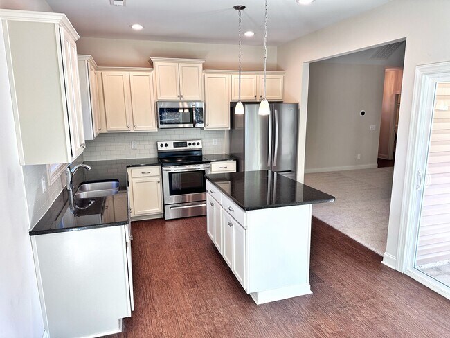 Building Photo - 413 Belhaven Ct