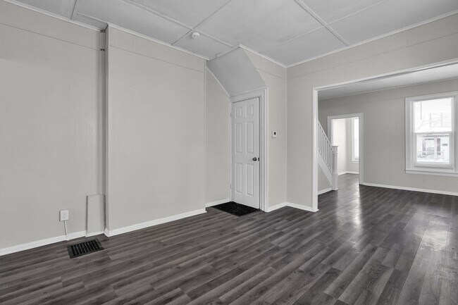 Building Photo - 1576-1578 Arlington Ave