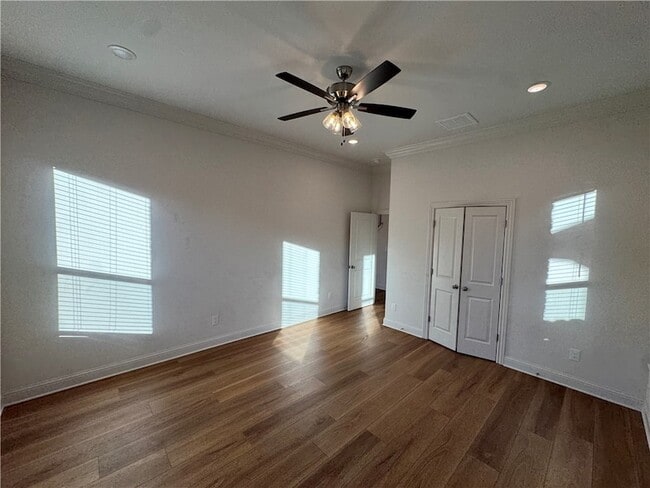 Building Photo - 3004 S 14th St