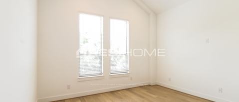 Building Photo - 3052 Truxillo St
