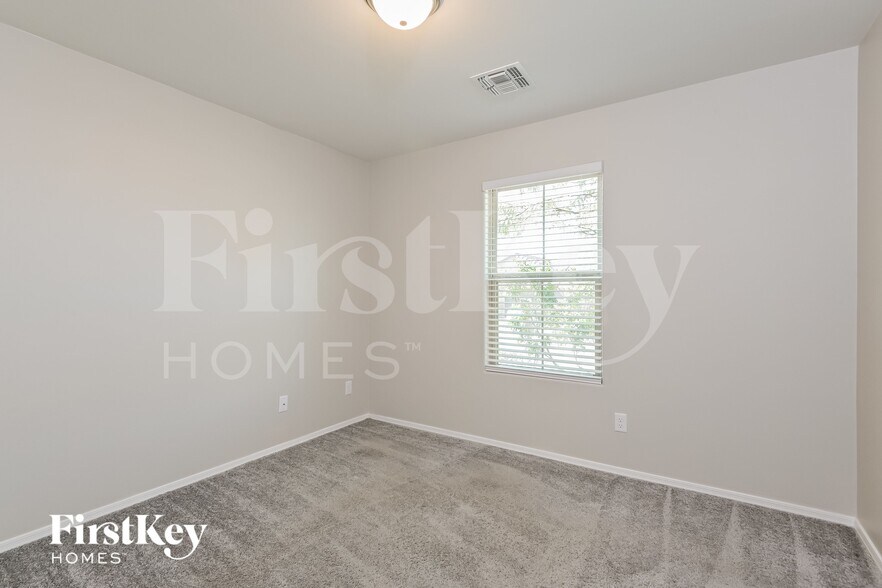 Building Photo - 11562 W Oilseed Dr