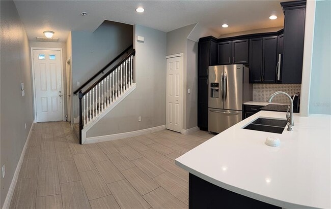 Building Photo - 10321 Willow Leaf Trail