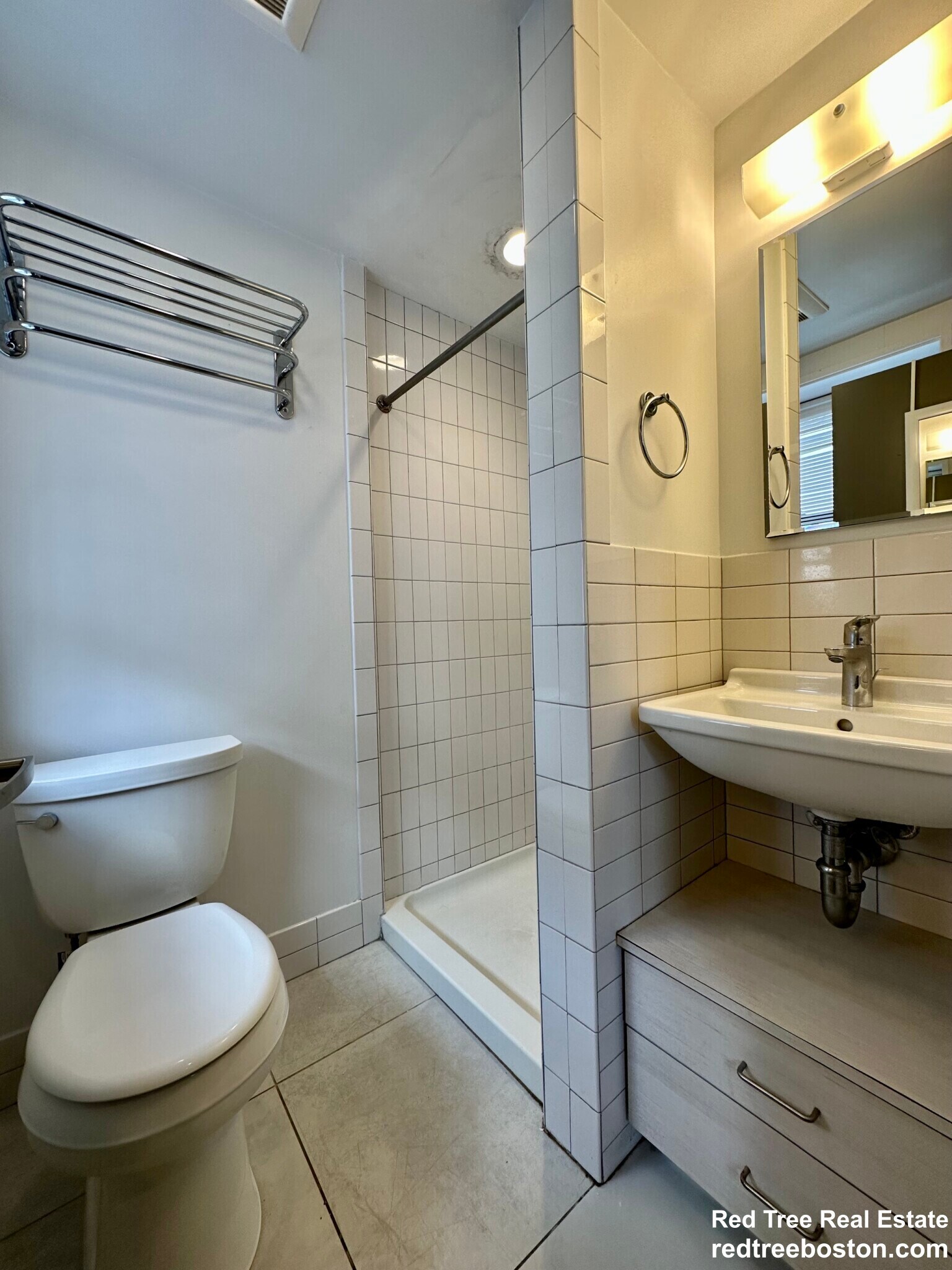 Building Photo - 144 Bowdoin St