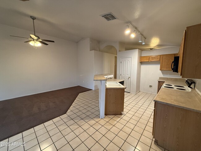 Building Photo - 477 W Harvard Ave