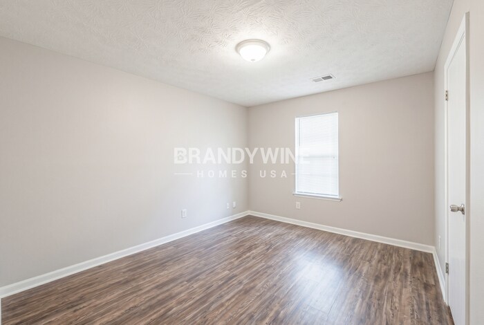 Building Photo - 7272 Indian Hill Trail