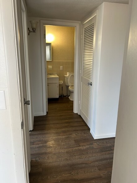 Building Photo - 184 Oak Hill Ln