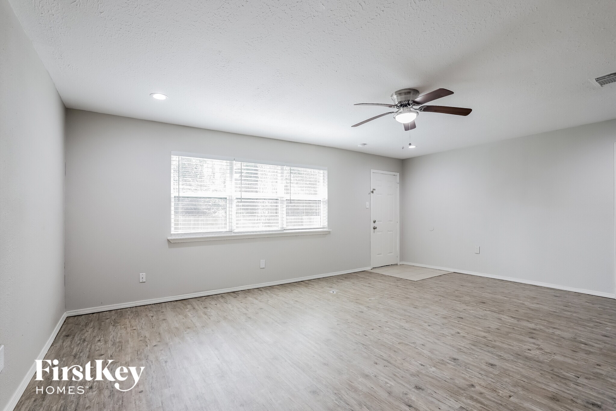 Building Photo - 3607 Dawnwood Dr