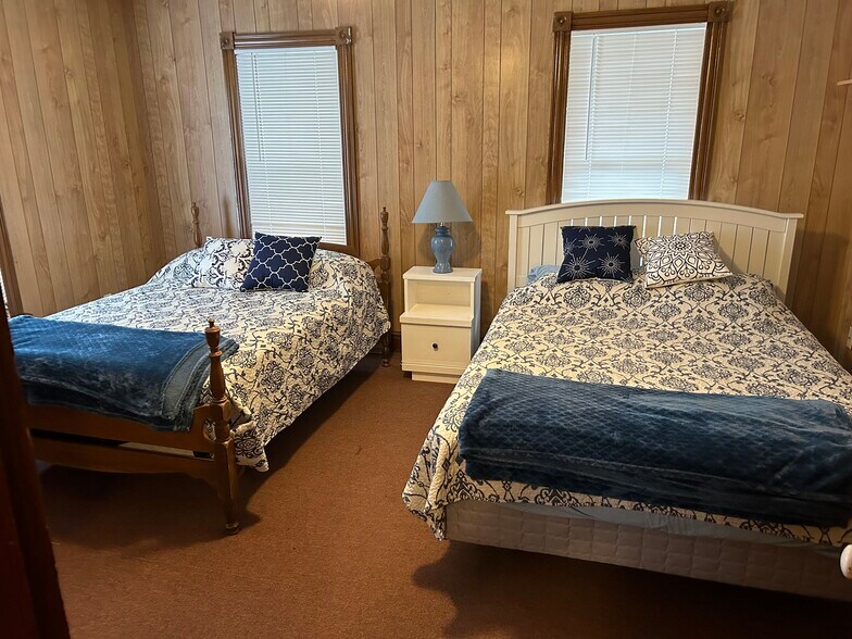 Building Photo - 507 Electric Ave