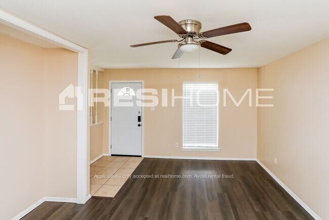 Building Photo - 4232 Tioga Street