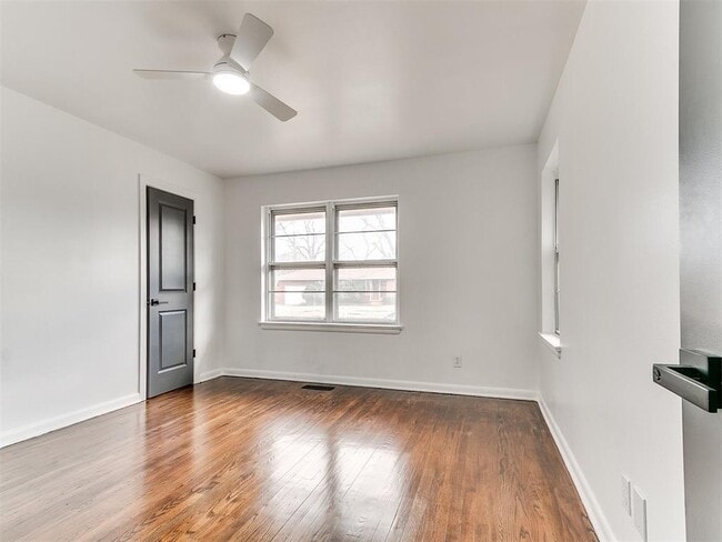Building Photo - 1212 Caddell Ln
