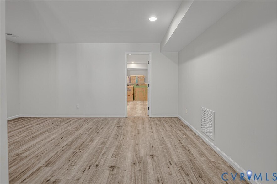 Building Photo - 16848 White Daisy Loop