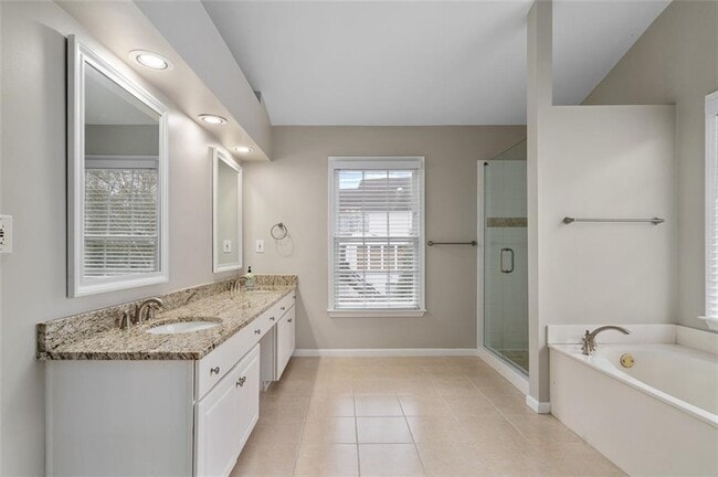 Building Photo - 5407 Oxford Chase Way