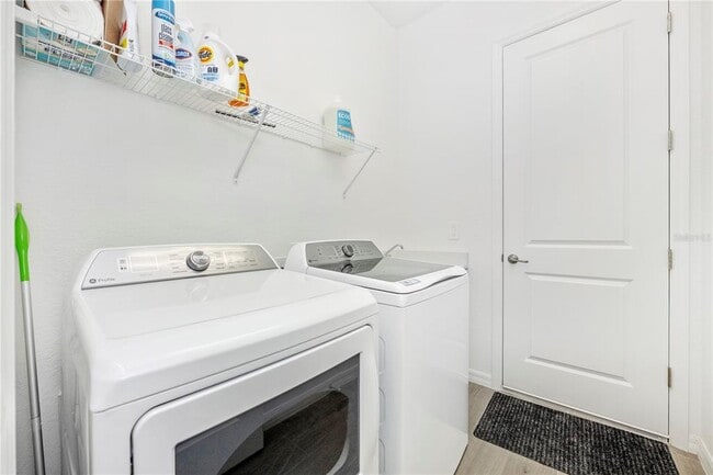 Building Photo - 17662 Santorini Ct