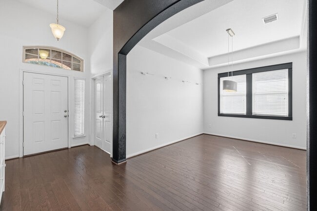 Building Photo - 3826 Daintree Park Dr