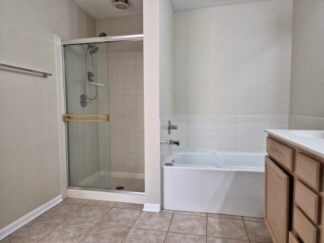 Building Photo - 3064 Serenity Ln