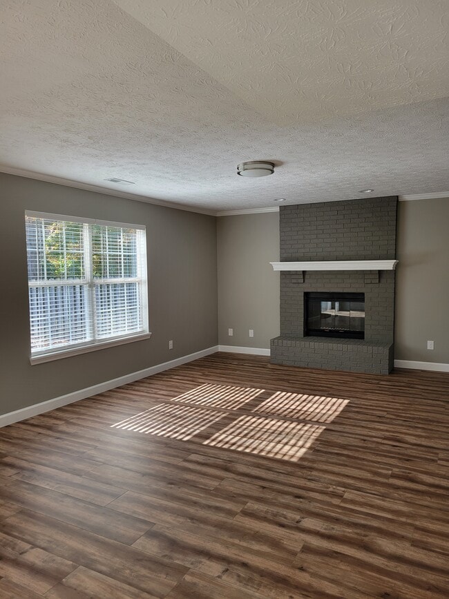 Building Photo - 12920 St Andrews Way