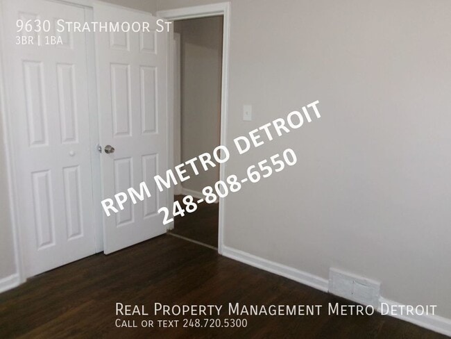 Building Photo - 3-BEDROOM BUNGALOW IN DETROIT.