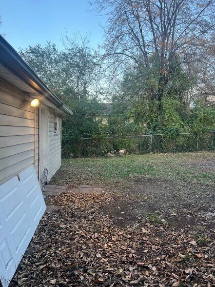 Building Photo - 3315 Torbett St