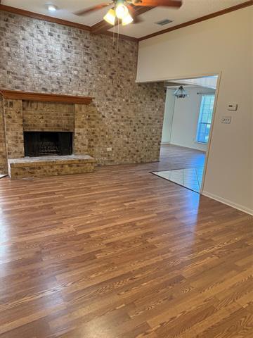 Building Photo - 12922 Chandler Dr