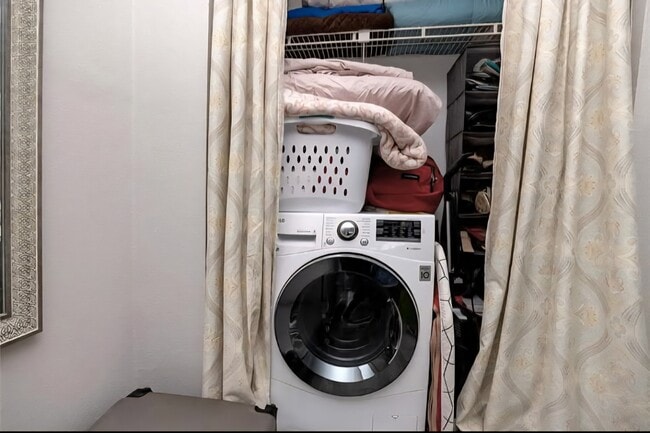 Building Photo - 360 N Bayshore Blvd