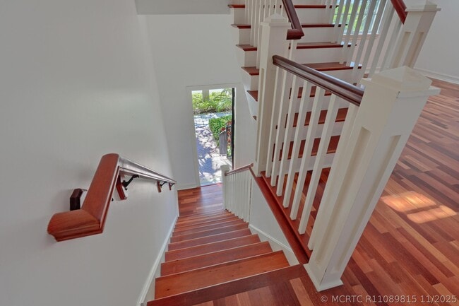 Building Photo - 343 Flamingo Dr