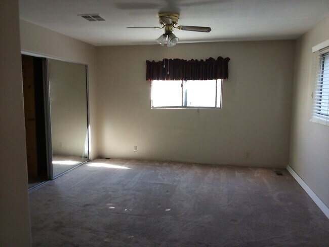 Building Photo - 73185 Palm Greens Pkwy