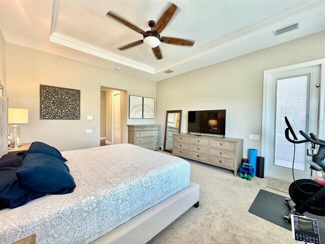 Building Photo - 10605 Sabella Dr