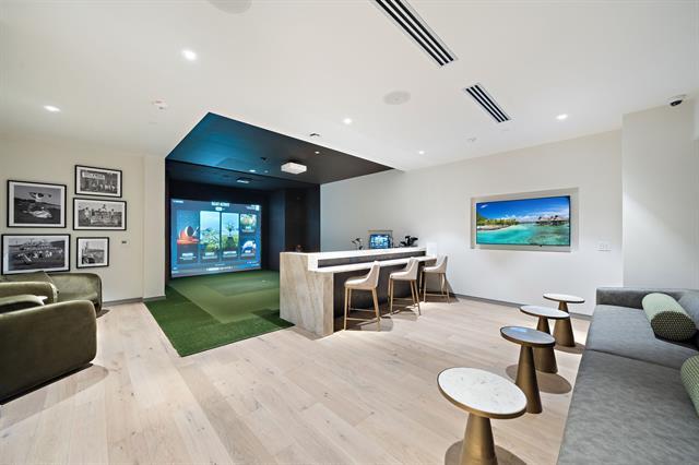 Building Photo - 3111 Sunset Blvd