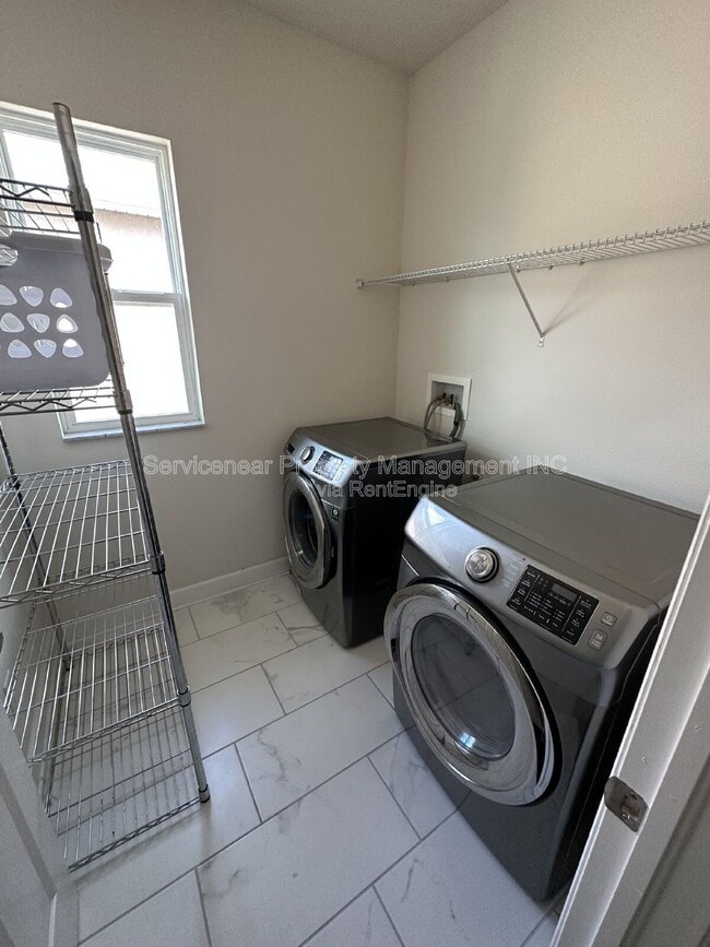 Building Photo - 7510 Sea Lilly Ct