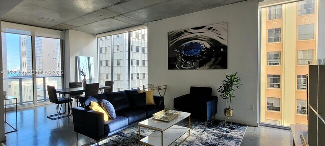 Building Photo - 151 SE 1st St