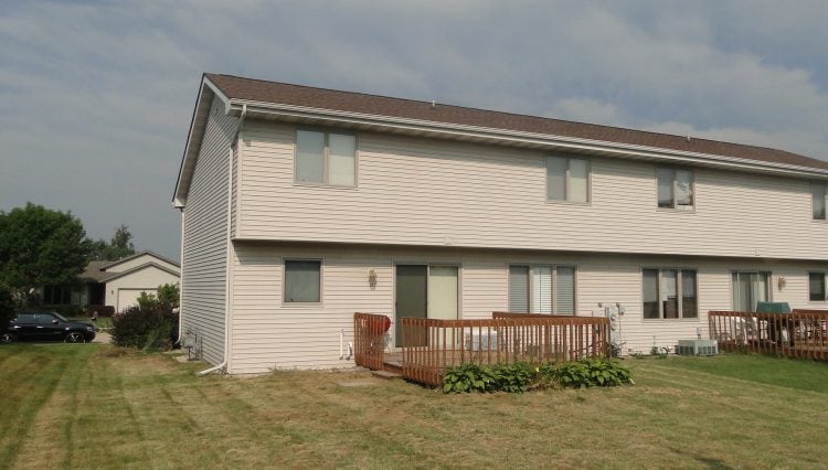 Building Photo - 5103 Linden Pky
