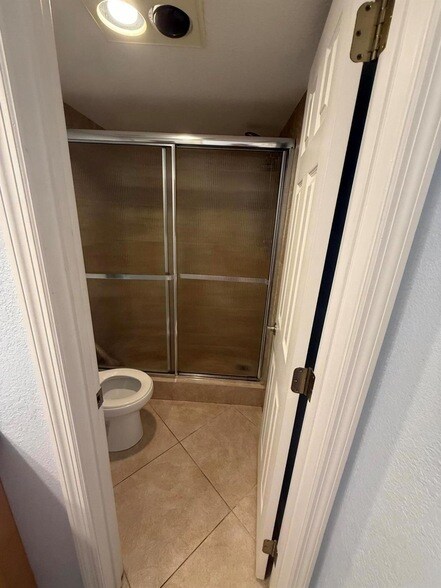 Building Photo - 2400 S Ocean Dr