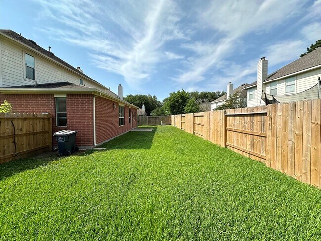 Building Photo - 1211 Satillo Ln