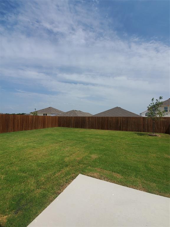 Building Photo - 712 Peach Tree Ln