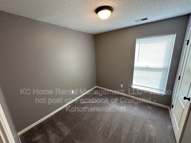 Building Photo - 12740 New Jersey Ct