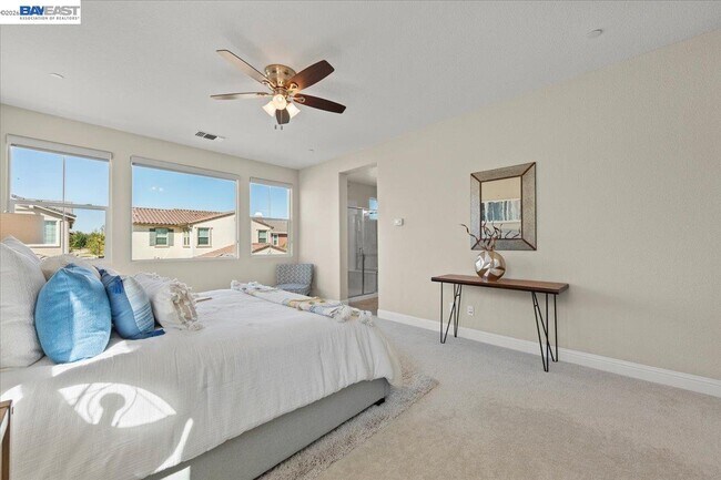 Building Photo - 1185 Olson Ave