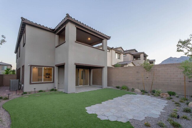Building Photo - 11620 Desert Hollow Avenue