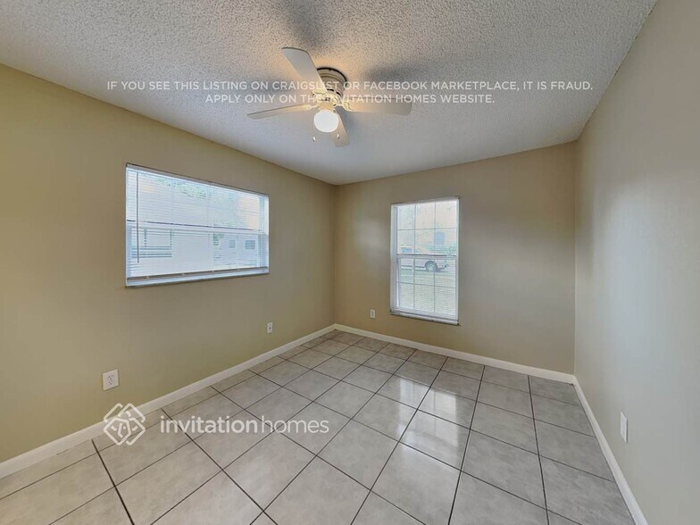 Building Photo - 2506 Newbolt Dr